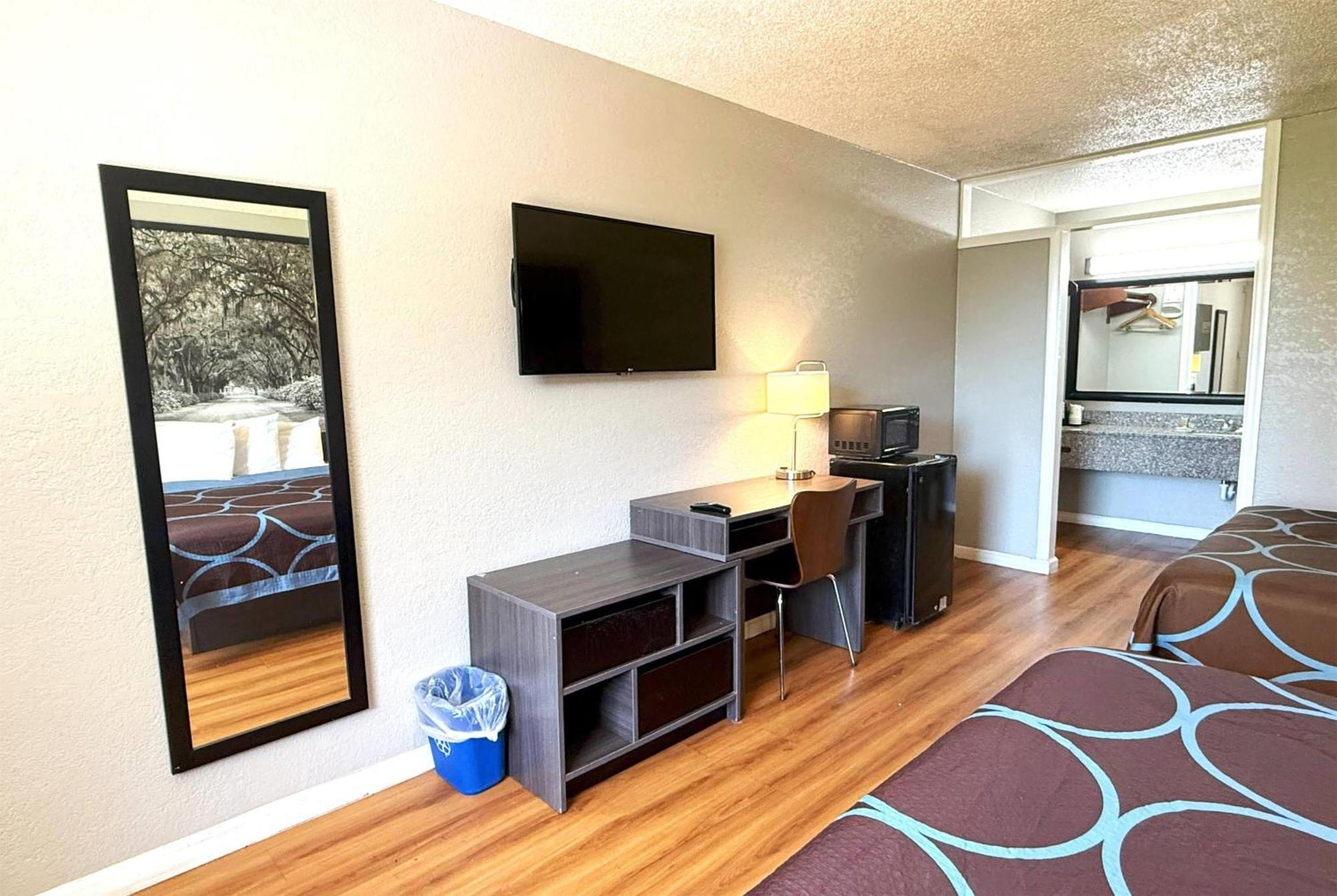 Super 8 By Wyndham Hardeeville - Savannah North Exteriör bild